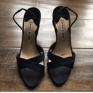 Manolo black pumps. Size 8.5